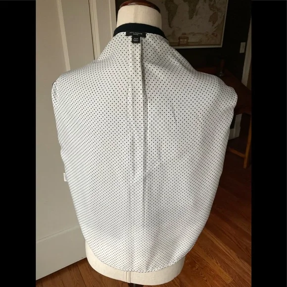 Ann Taylor Sweater - Picture 3 of 6